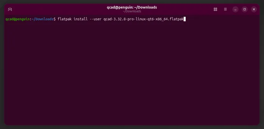 Saisie de la commande d'installation Flatpak dans le terminal